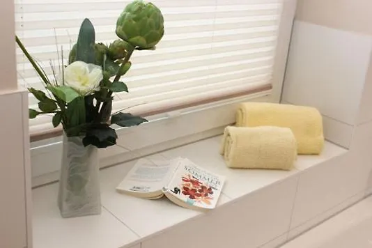 Strandvilla Birkenallee Haus Sommerlicht * Neuhaus (Mecklenburg-Vorpommern)